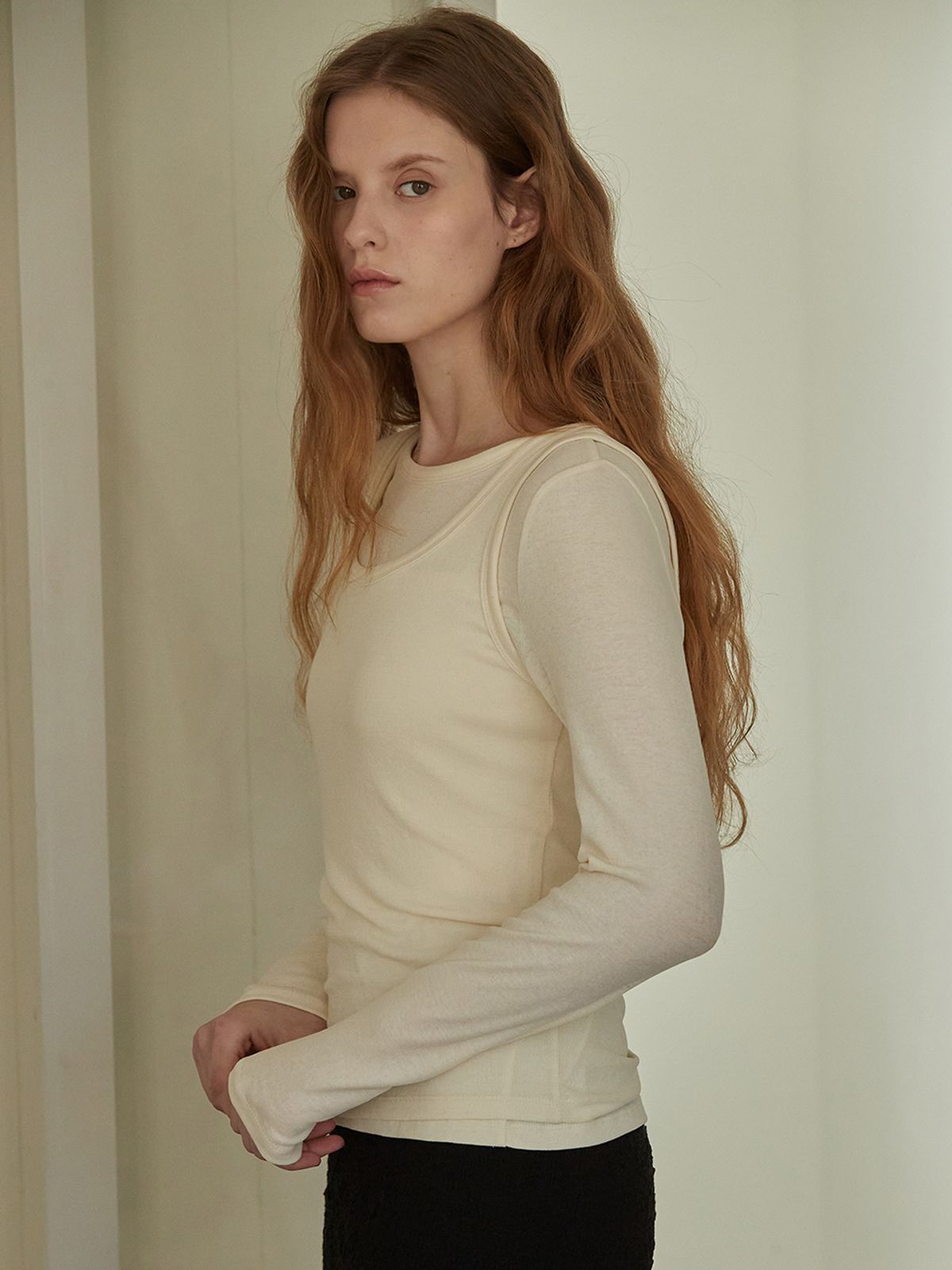 비뮤즈맨션(BEMUSE MANSION) U-neck ribbed layered t shirt set - Ivory