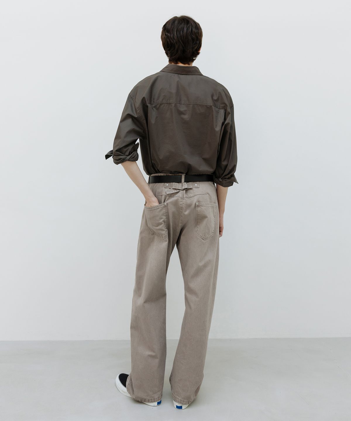 인사일런스(INSILENCE) 워시드 하이 덴시티 셔츠 BROWN