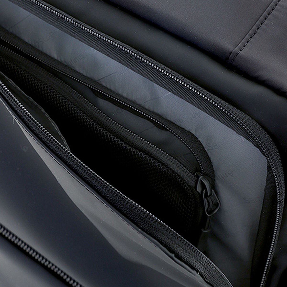 쌤소나이트(SAMSONITE) SUB-LIM 2WAY 백팩 M BLACK HT709002