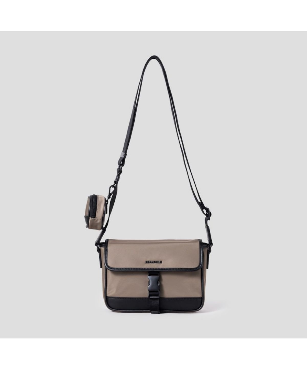 빈폴 액세서리(BEANPOLE ACCESSORY) 제이 가로형 폰 슬링백 - 베이지