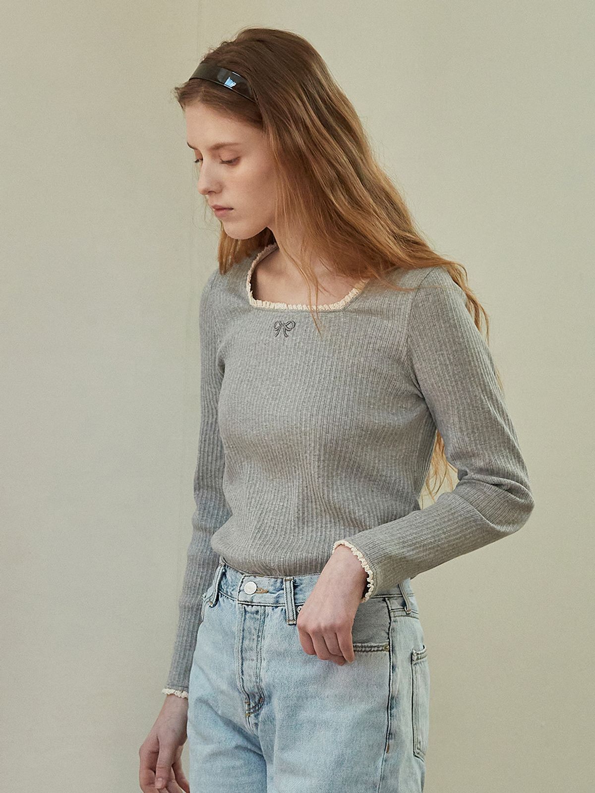 비뮤즈맨션(BEMUSE MANSION) Ribbon point square neck top - Melange gray