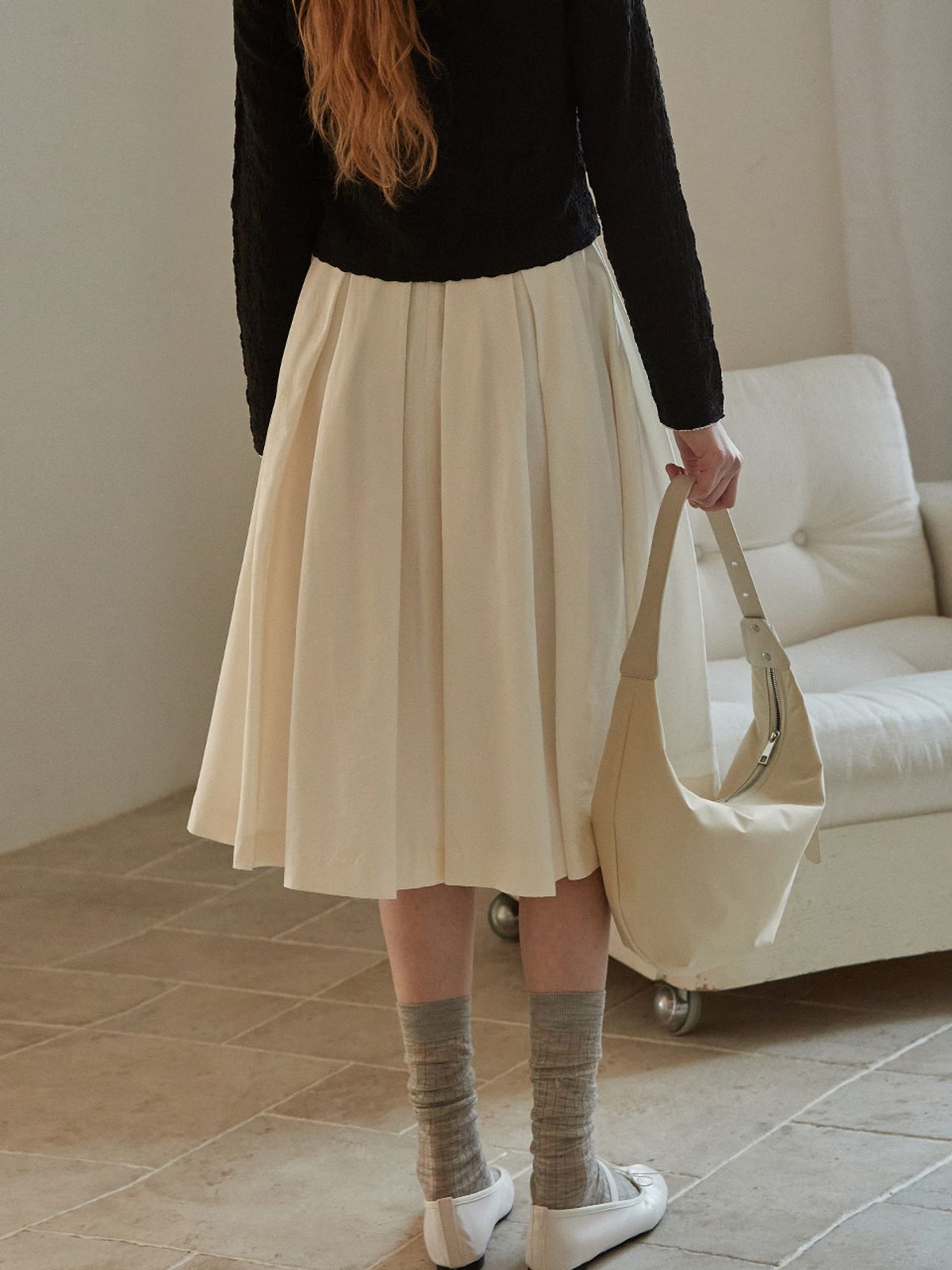 비뮤즈맨션(BEMUSE MANSION) Satin tuck flare skirt - Ivory