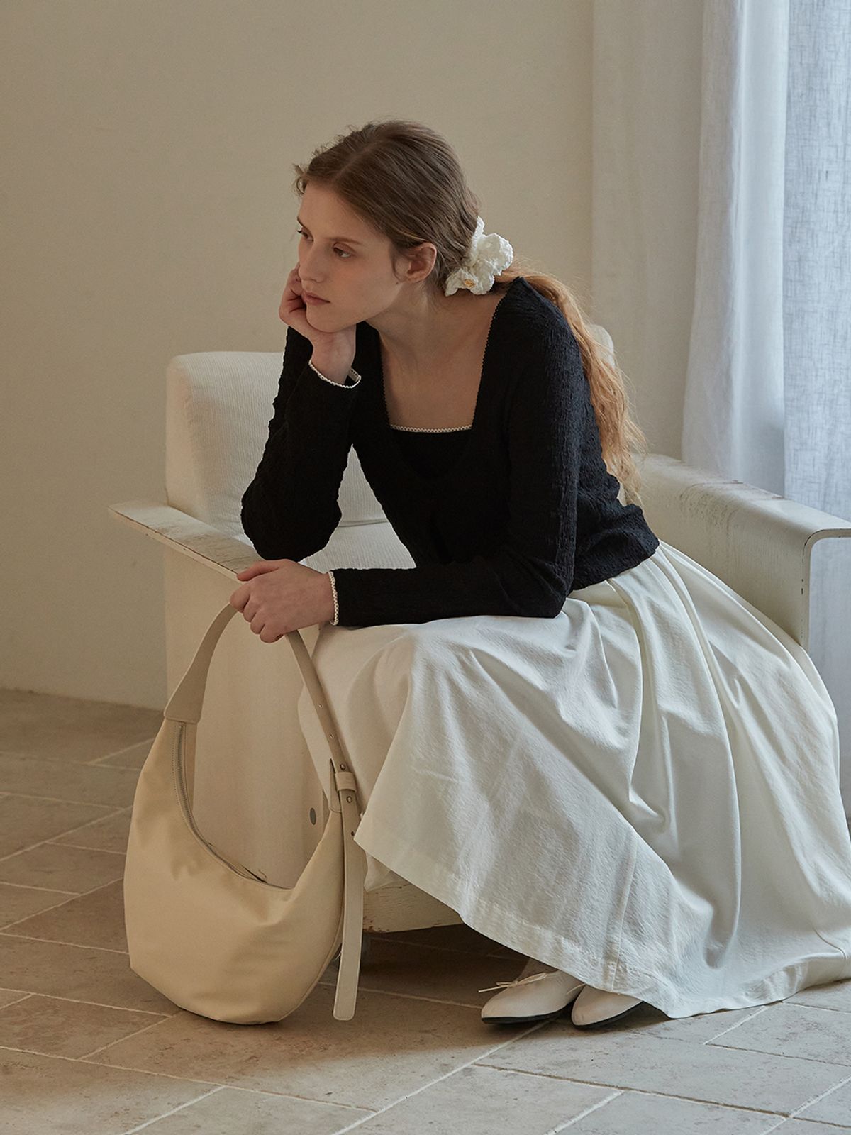 비뮤즈맨션(BEMUSE MANSION) Satin tuck flare skirt - Ivory