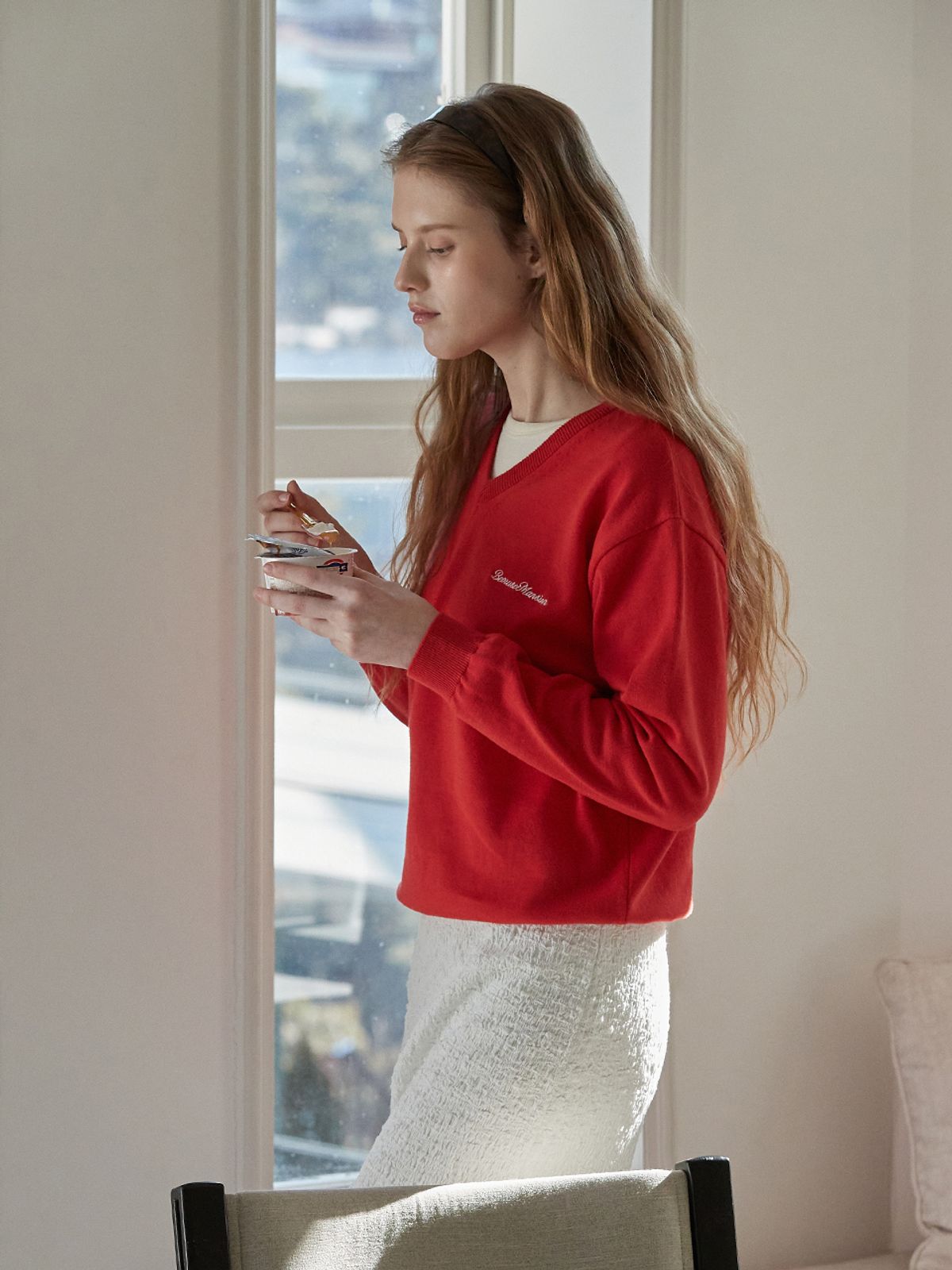 비뮤즈맨션(BEMUSE MANSION) Bemuse V-neck knit - Red