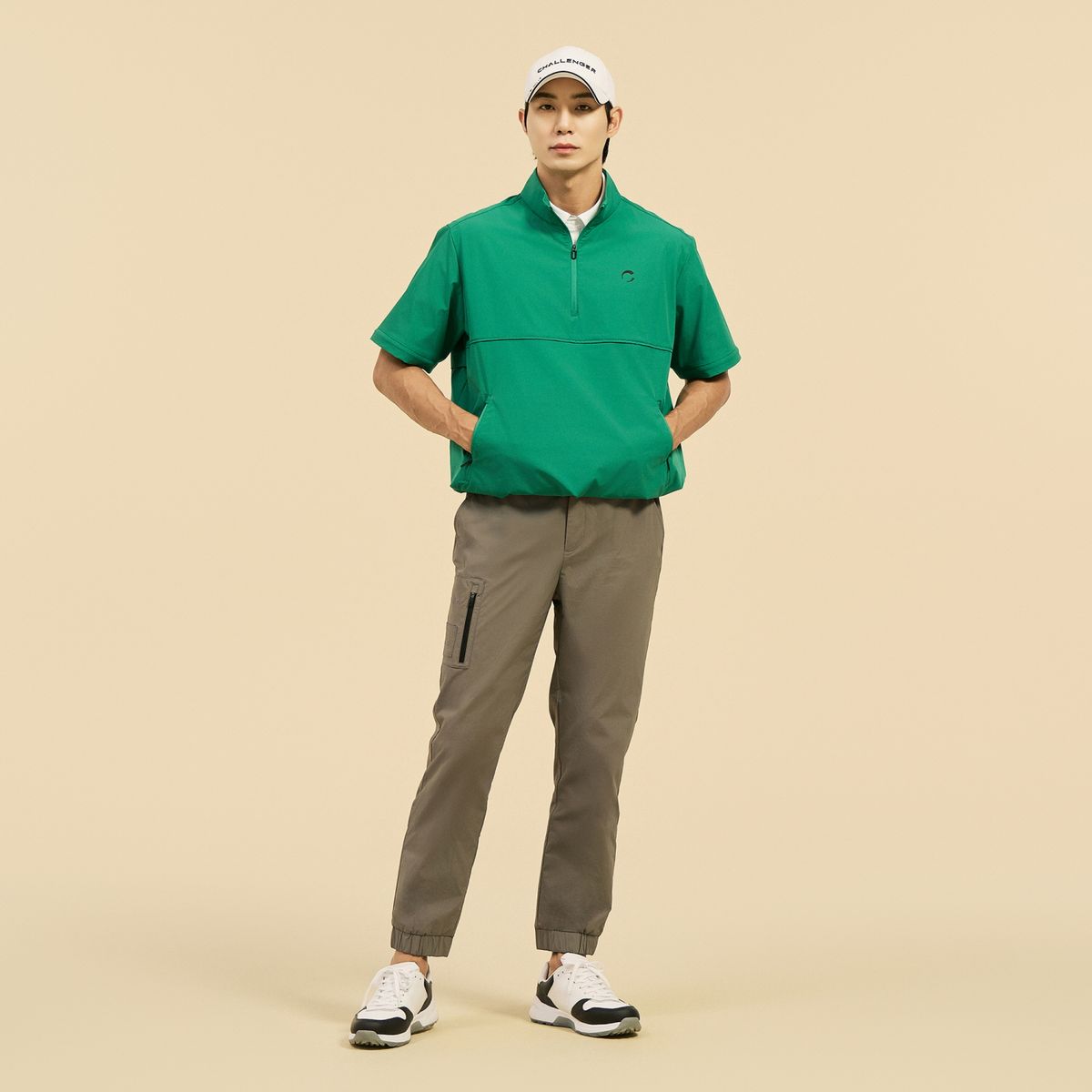 챌린저(CHALLENGER) 남성 나일론 스트레치 원포켓 카고 조거 팬츠 카키베이지
