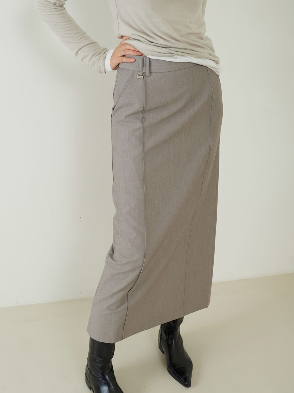프롬웨얼(FROMWHERE) Tucked Pencil Maxi Skirt Gray