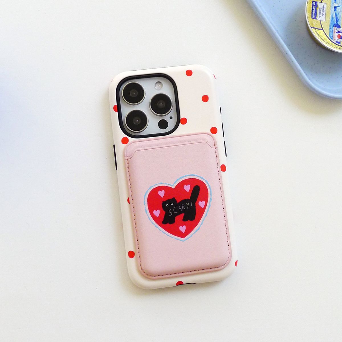 러브오낫(LOVE OR NOT) 맥세이프/터프_Red Balls-Ivory Magsafe/Tough Phonecase
