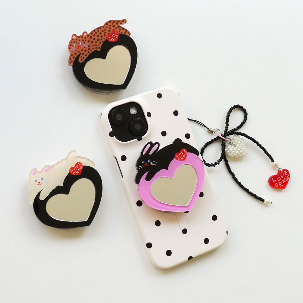 러브오낫(LOVE OR NOT) 맥세이프/미러톡_Black Rabbit Love Magsafe/Mirror-Tok