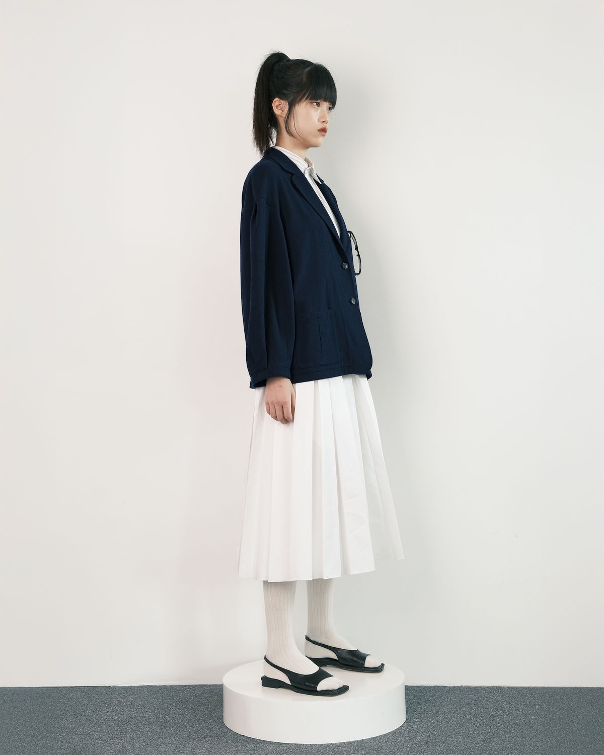 에키에타(EKIETA) Paragon Jacket  in Navy