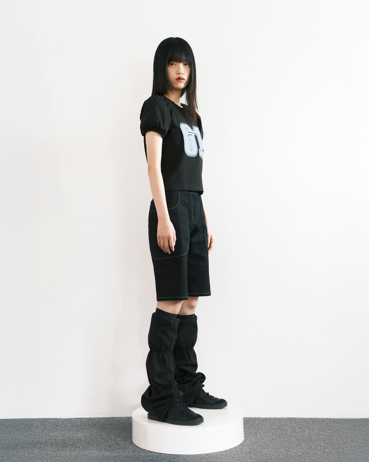 에키에타(EKIETA) Quaint Pants in Black