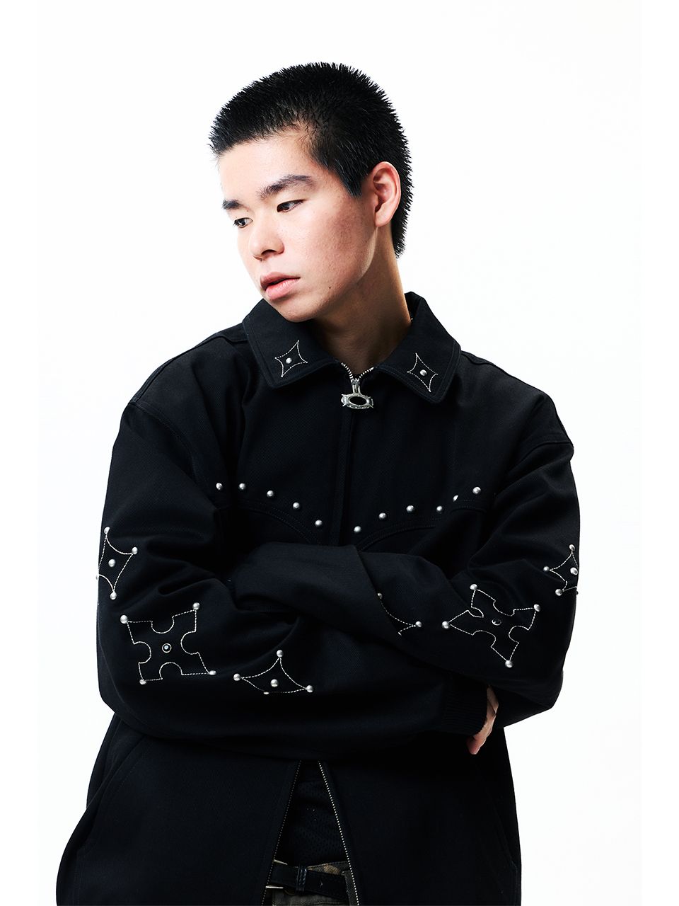 MUSINSA公式 | CRITIC STUDDED WORK JACKET BLACK