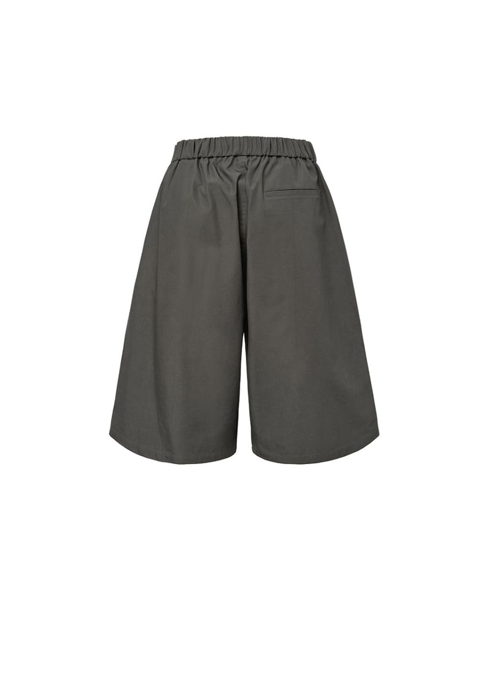 MUSINSA公式 | AMOMENTO TWO TUCK WIDE SHORTS (3COLORS)