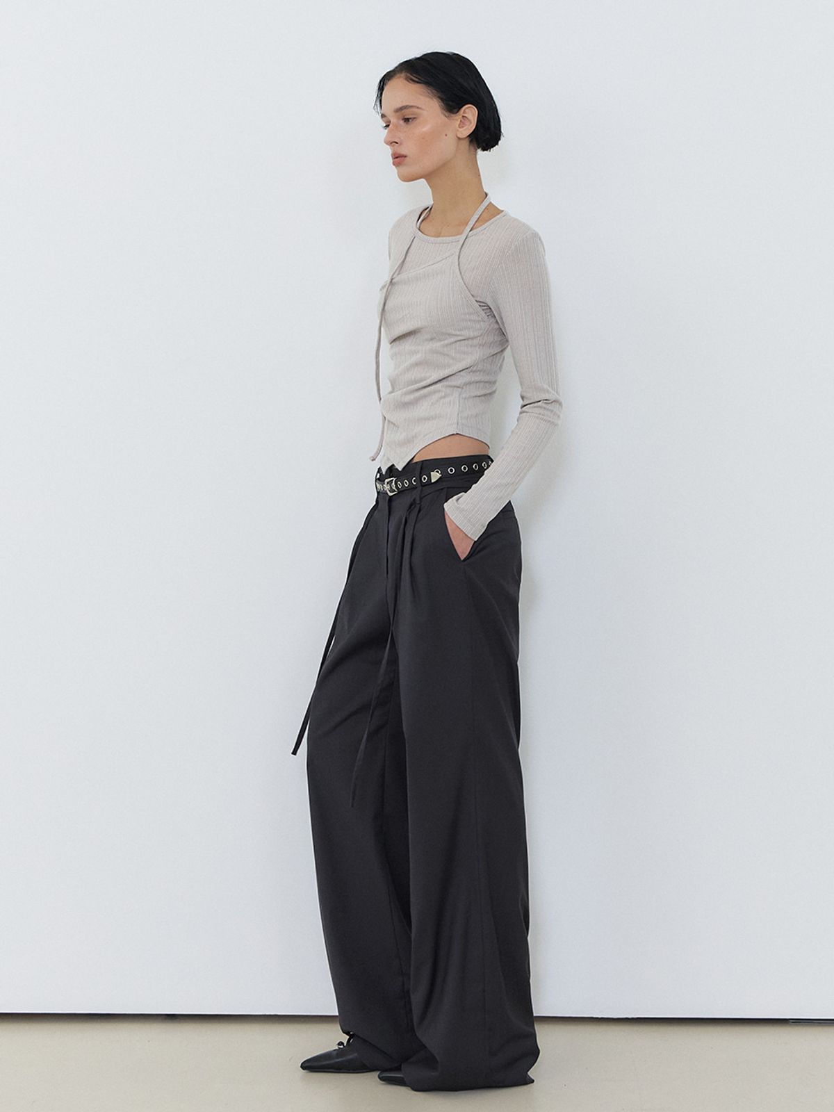 에트몽(ETMON) Layered Halter Strap T-Shirt, Ash Beige