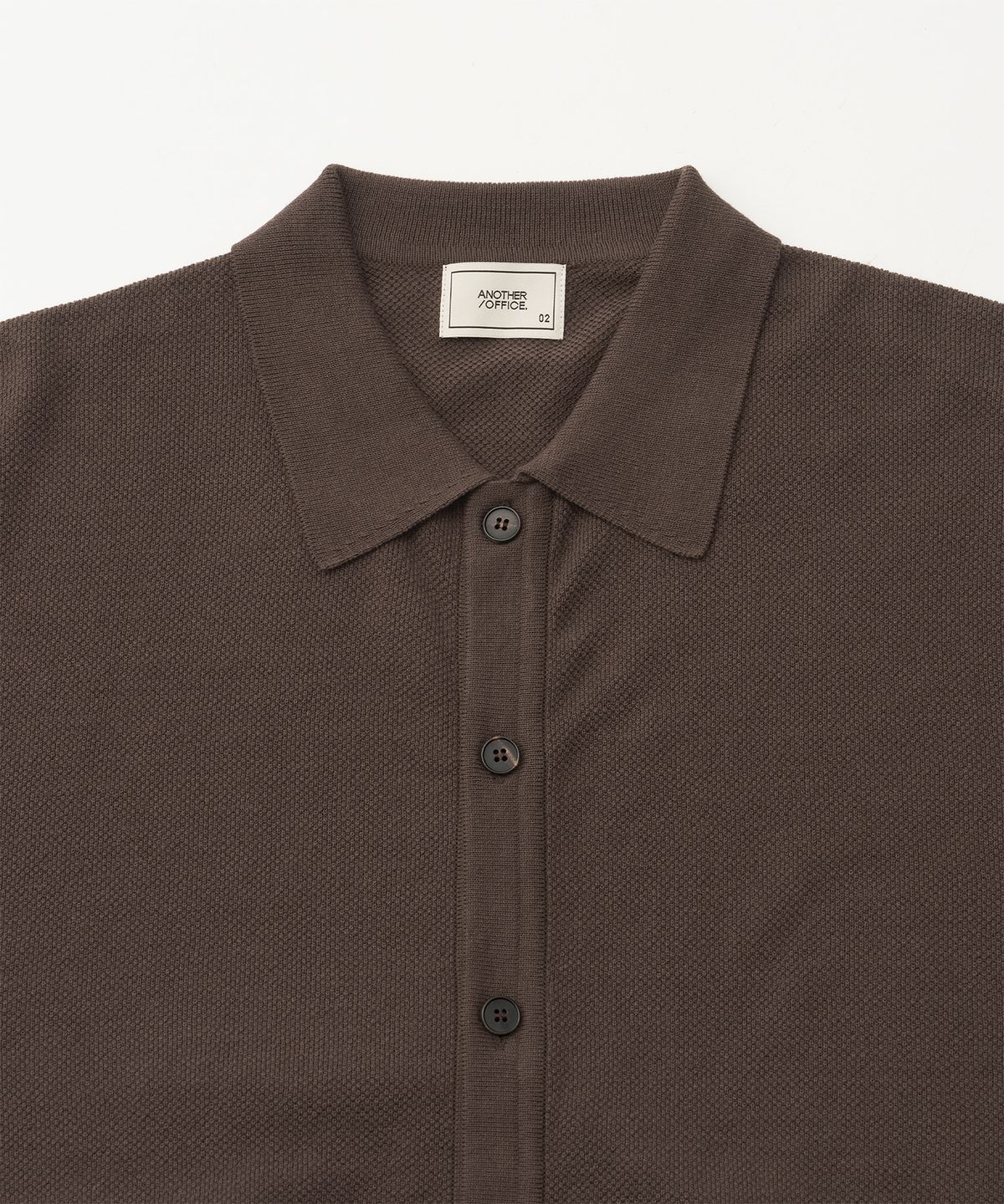 어나더 오피스(ANOTHER OFFICE) Moss Stitch Polo Cardigan (Mild Brown)