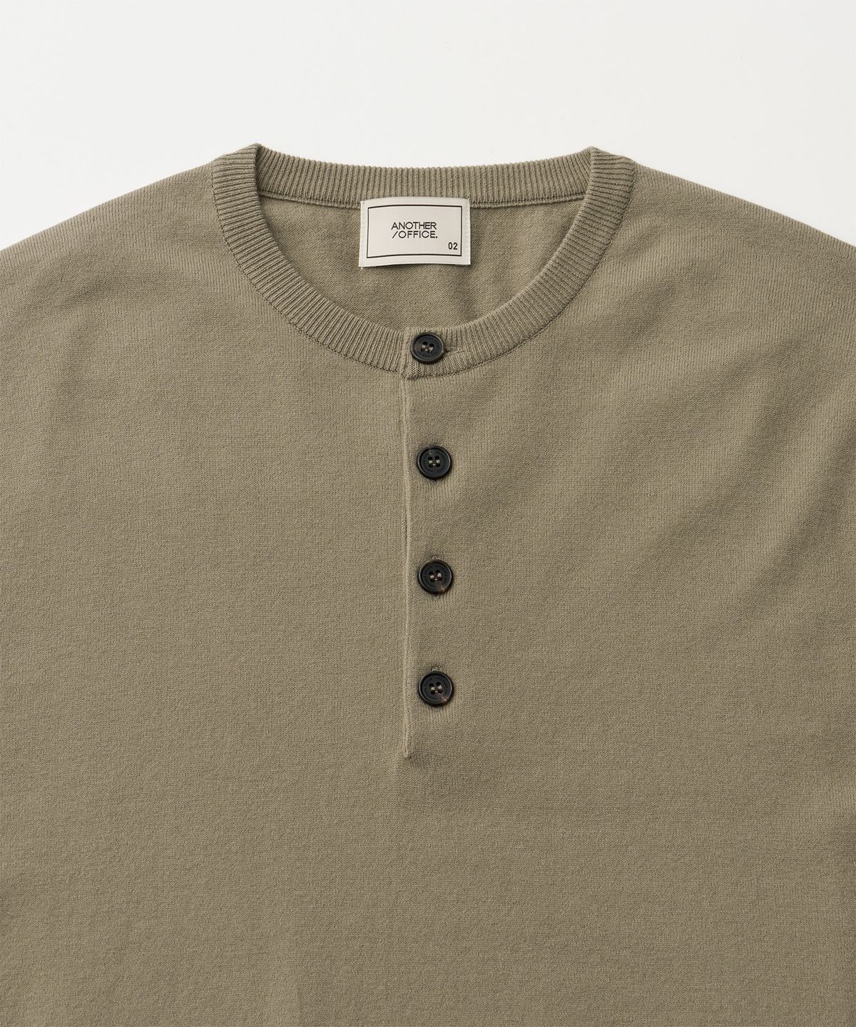 어나더 오피스(ANOTHER OFFICE) French Henry Neck Knit (Army Khaki)