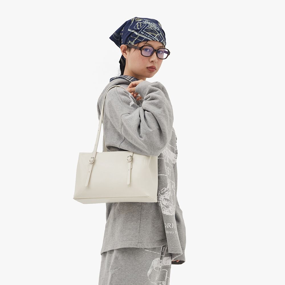 ★FINDKAPOOR★PILLOW SHOULDER BAG 31★ショルダーバッグ★ FINDKAPOOR - EN
