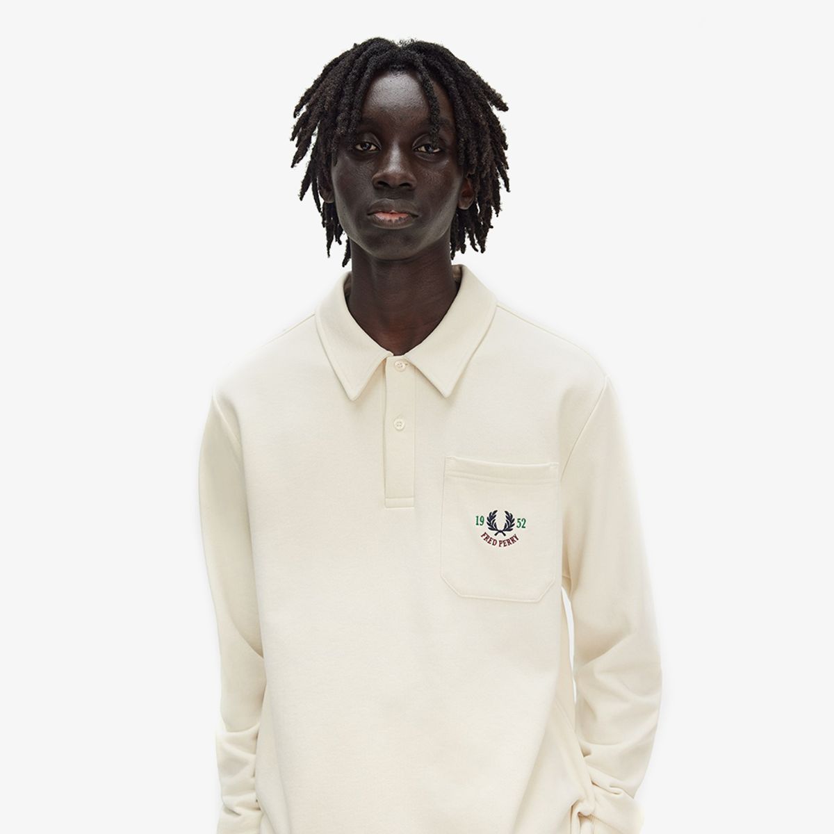 프레드페리(FRED PERRY) [Clubhouse] 엠브로이더드 챔피언 칼라 스웻셔츠 - 에크루 AFPM2519846-560