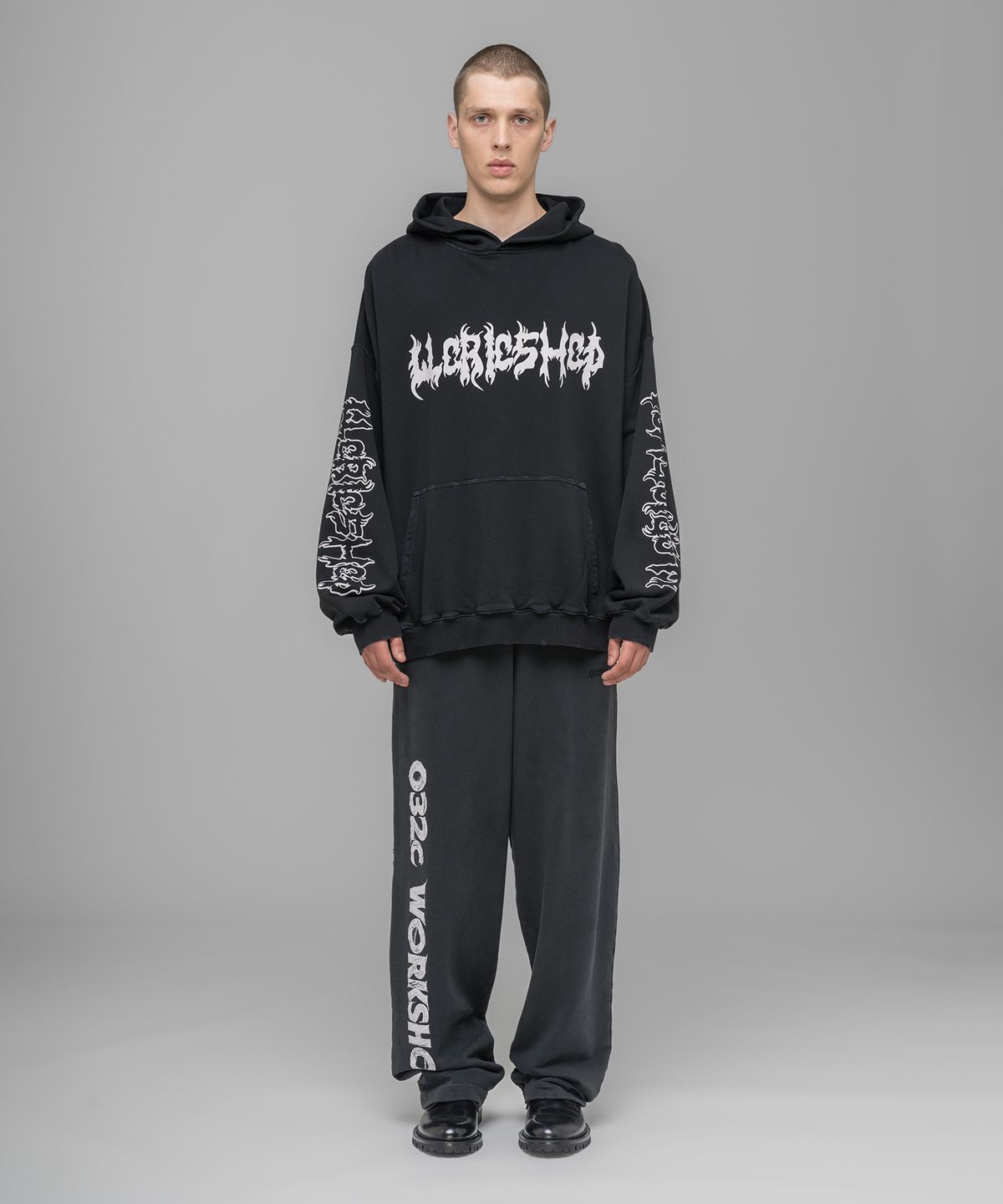 032씨(032C) (U) 페이스리스 오버사이즈드 후디 페이디드 블랙 FAITHLESS OVERSIZED HOODIE FADED BLACK