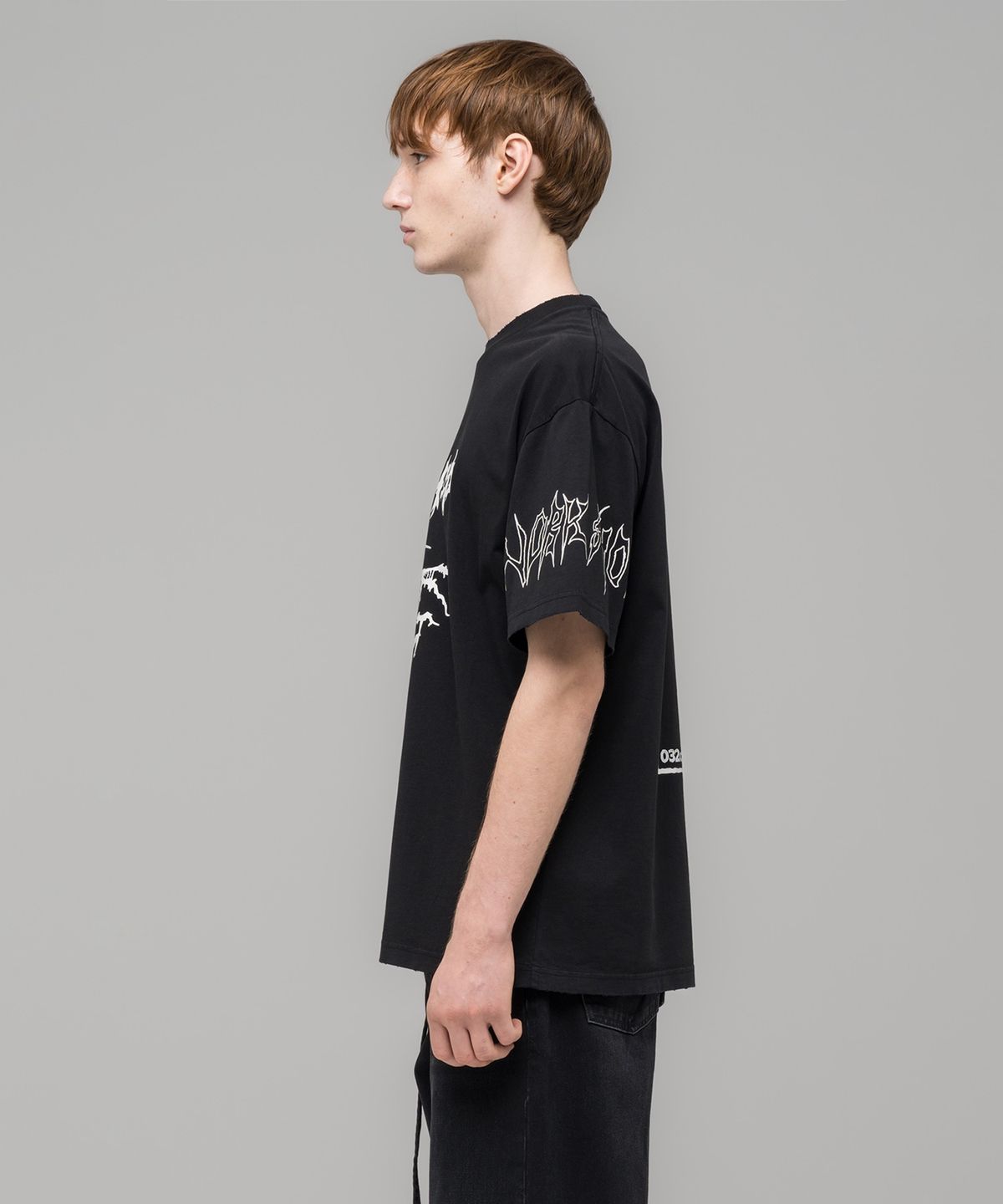 032씨(032C) (U) 아머 티셔츠 FADED BLACK ARMOUR T-SHIRT FADED BLACK