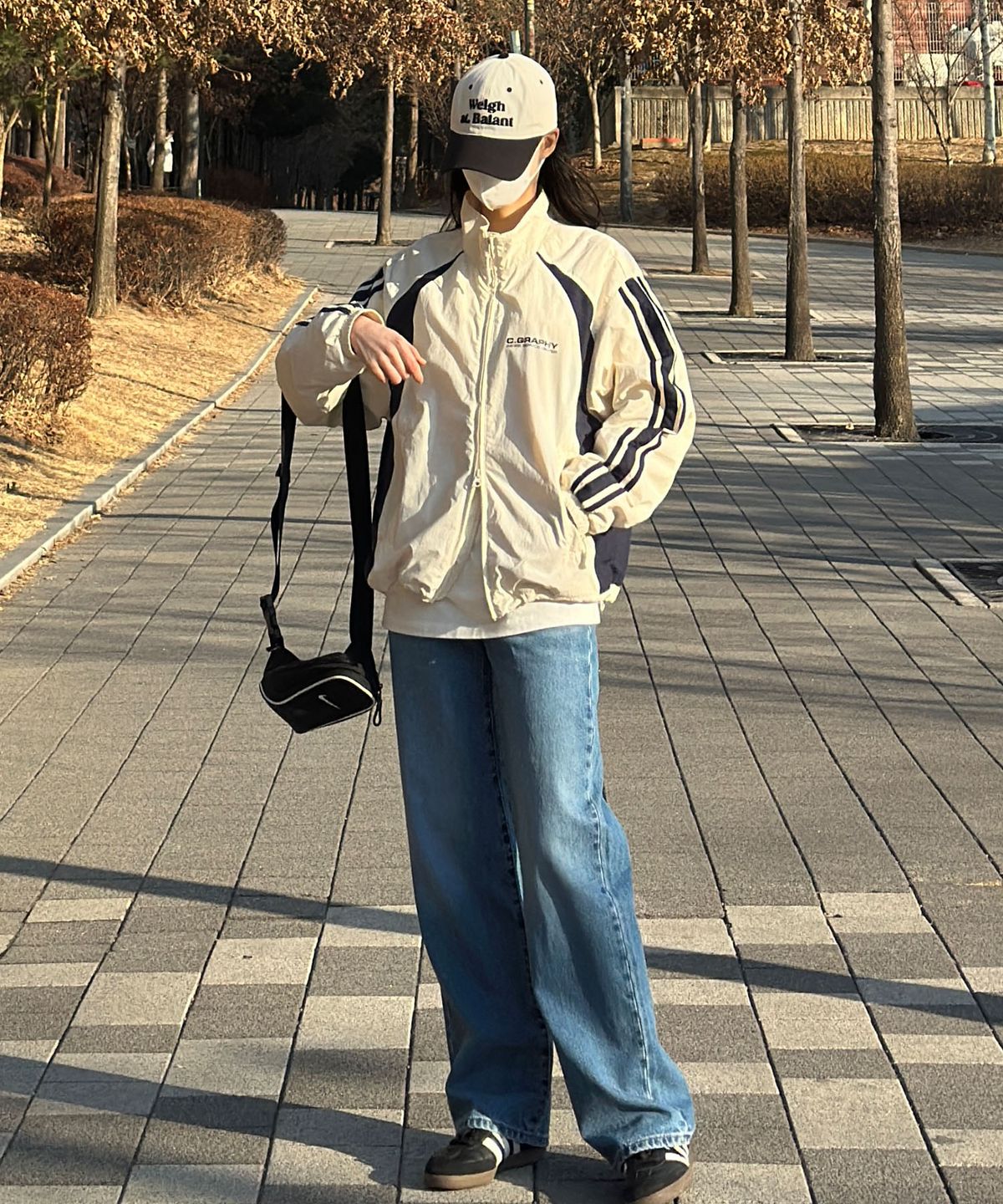 코드그라피(CGP) 트랙 나일론 자켓_크림