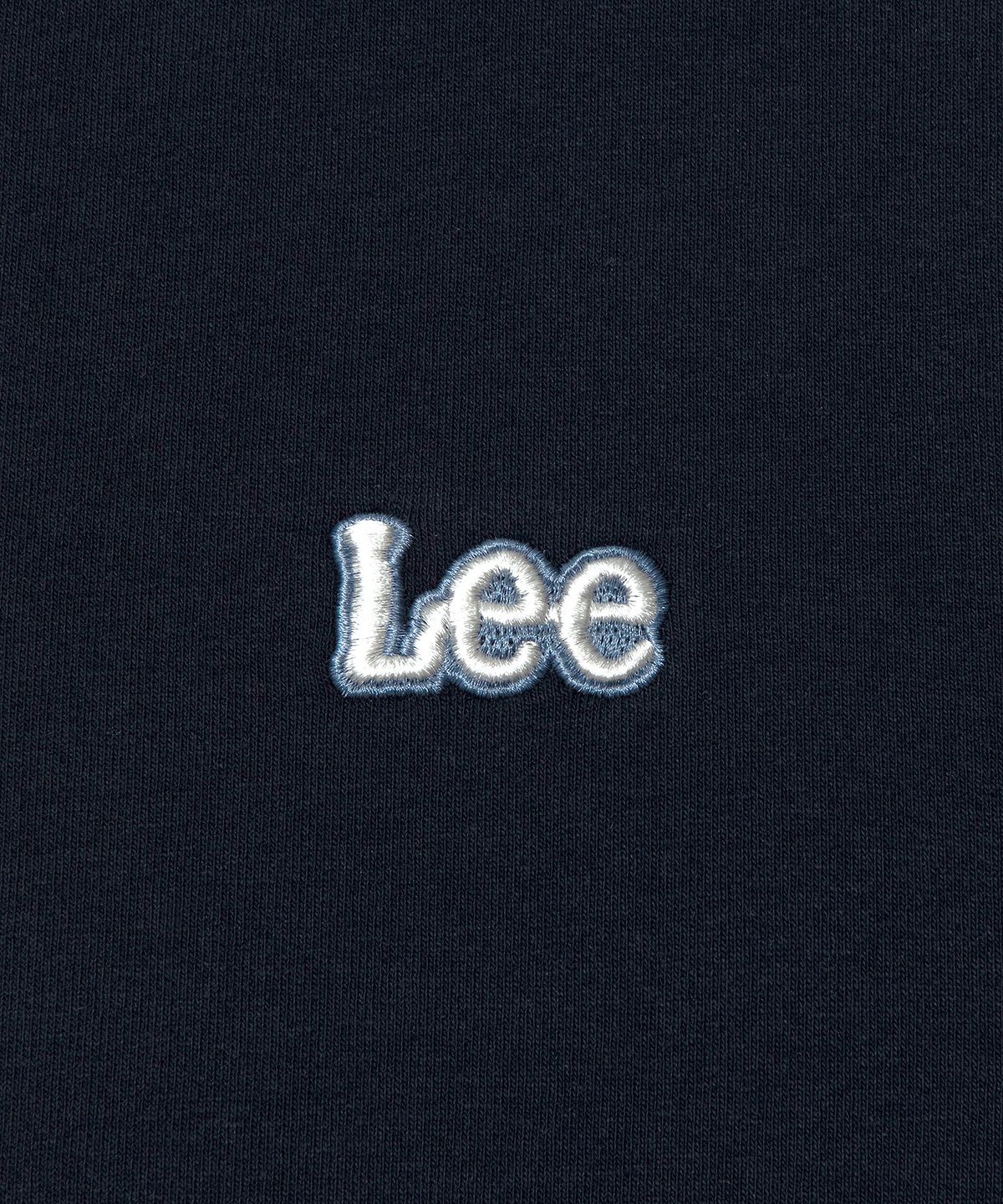 리(LEE) 스몰 트위치 로고 하프 집업 카라 티셔츠 네이비
