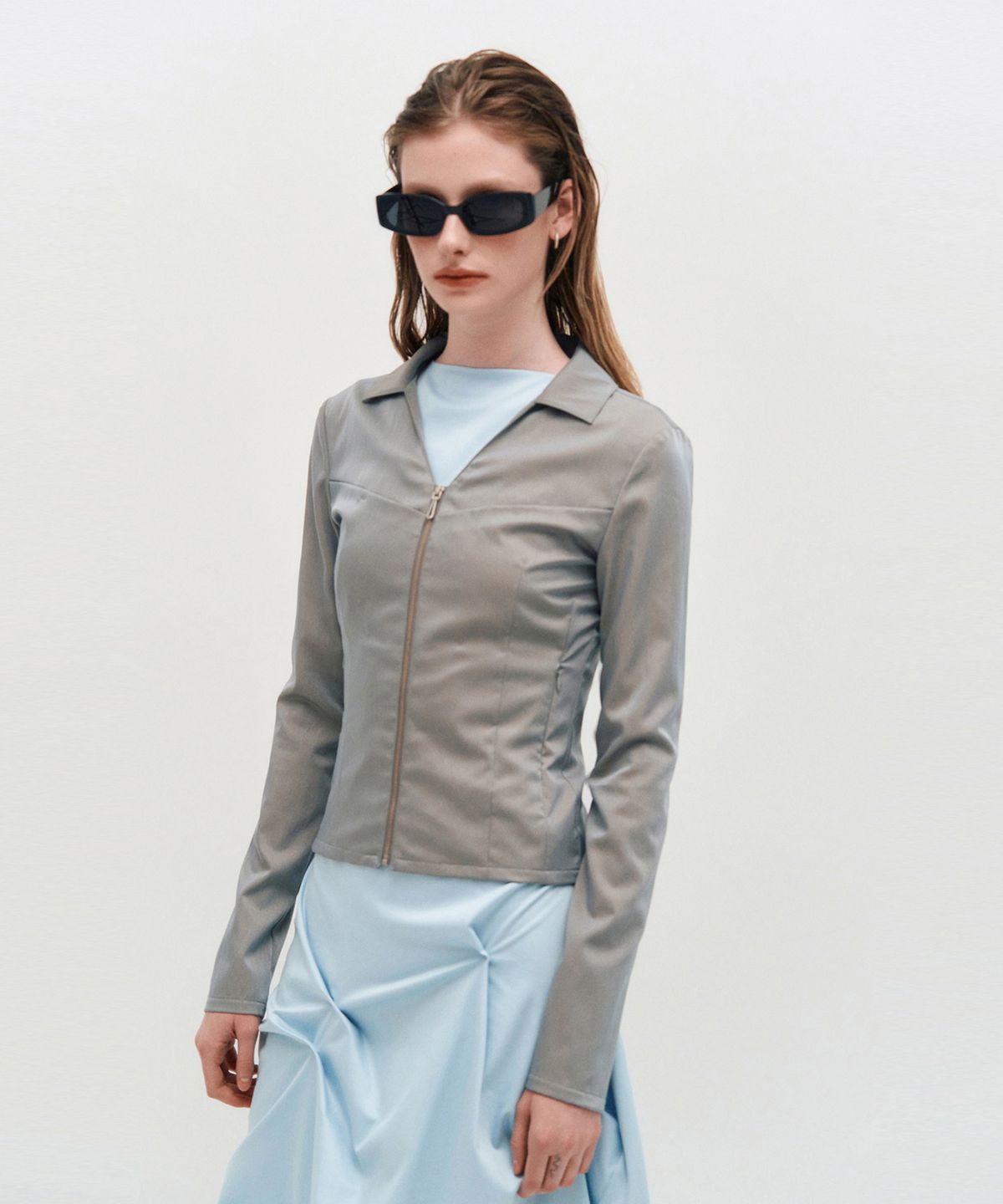 킴지수(KIMZISU) V-Neck Sleek Zip-Up _ GREY