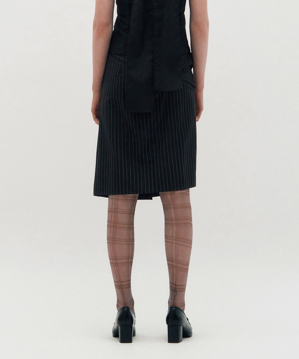 킴지수(KIMZISU) DOZI - Pinched Stripe Skirt _ BLACK