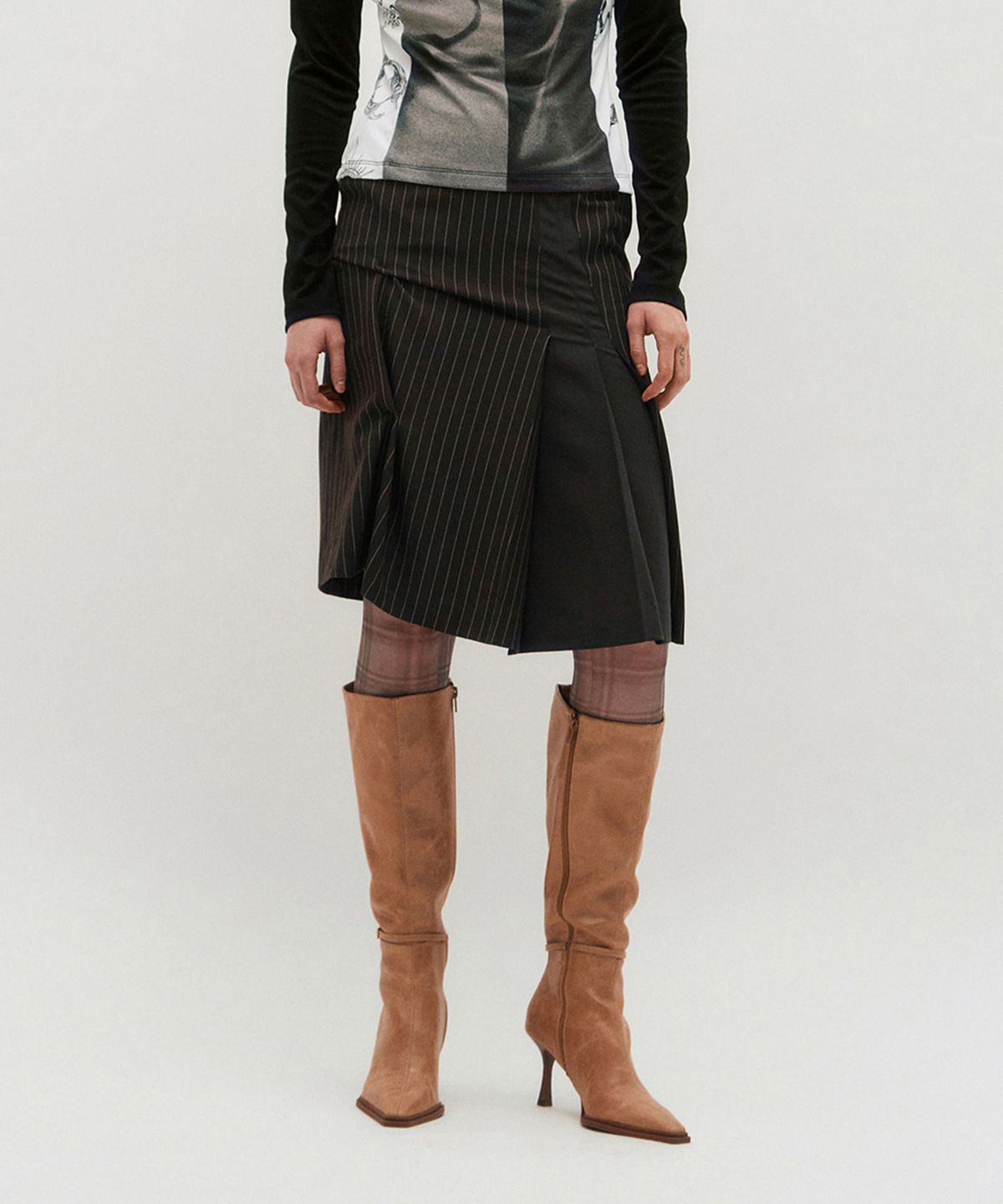 킴지수(KIMZISU) DOZI - Pinched Stripe Skirt _ BROWN