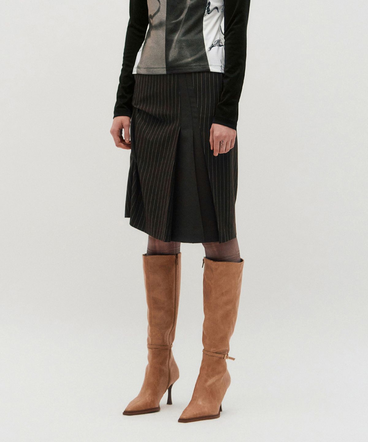 킴지수(KIMZISU) DOZI - Pinched Stripe Skirt _ BROWN