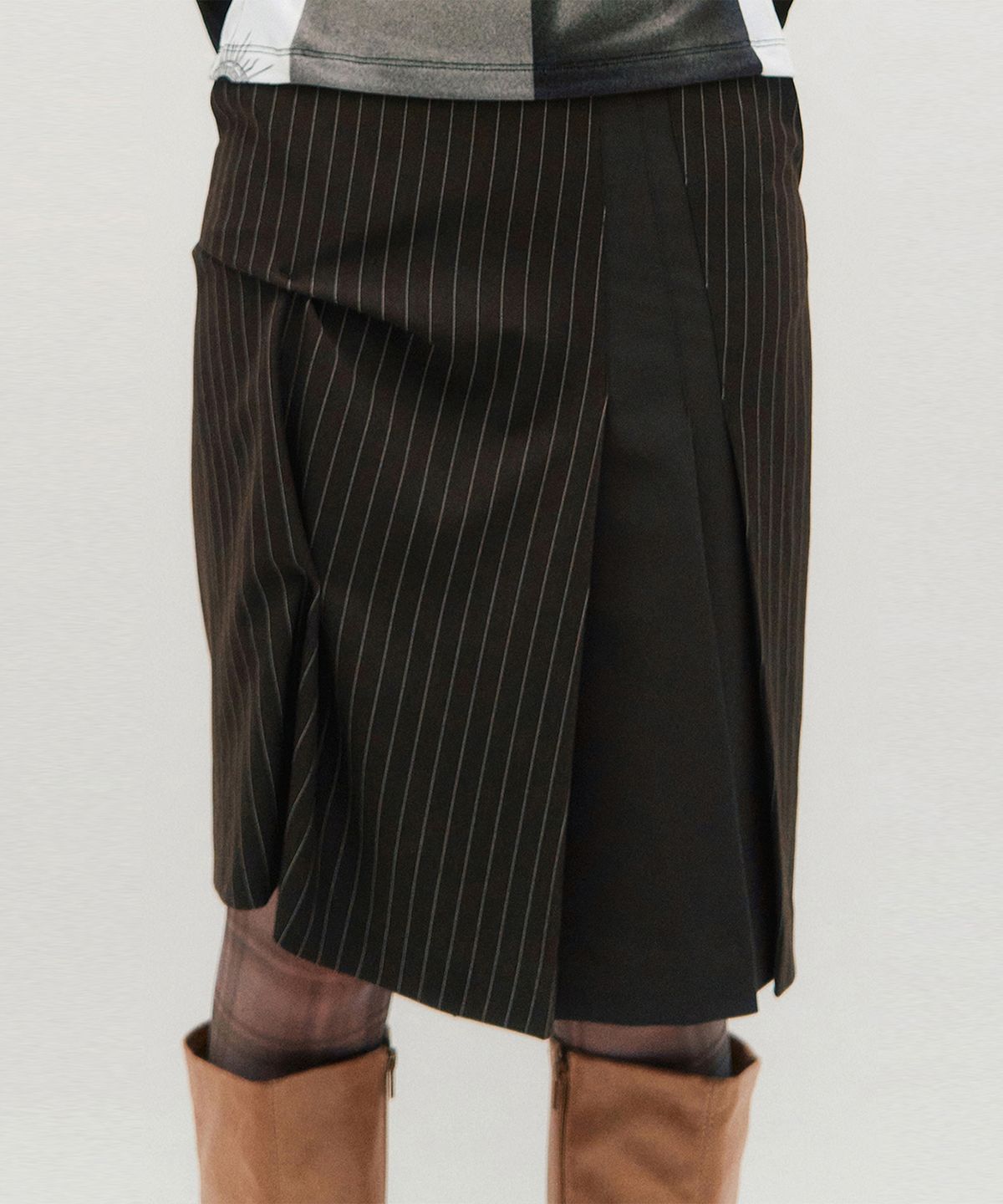 킴지수(KIMZISU) DOZI - Pinched Stripe Skirt _ BROWN