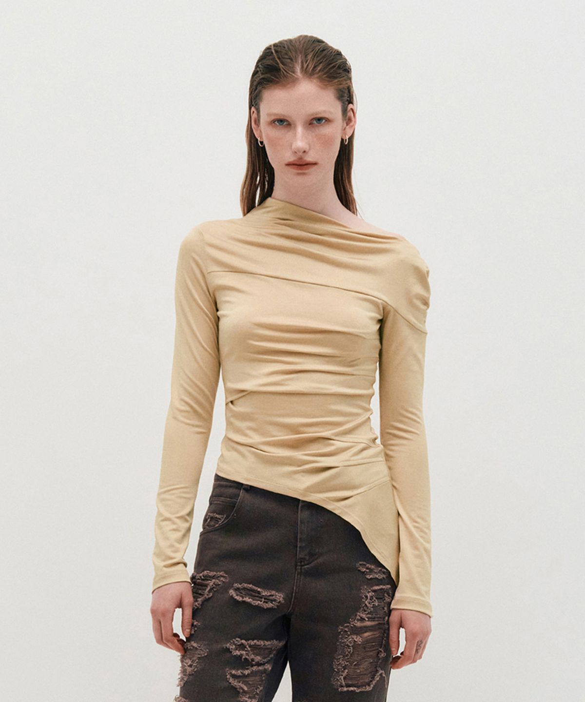 킴지수(KIMZISU) One Shoulder Draped Jersey Top _ BEIGE