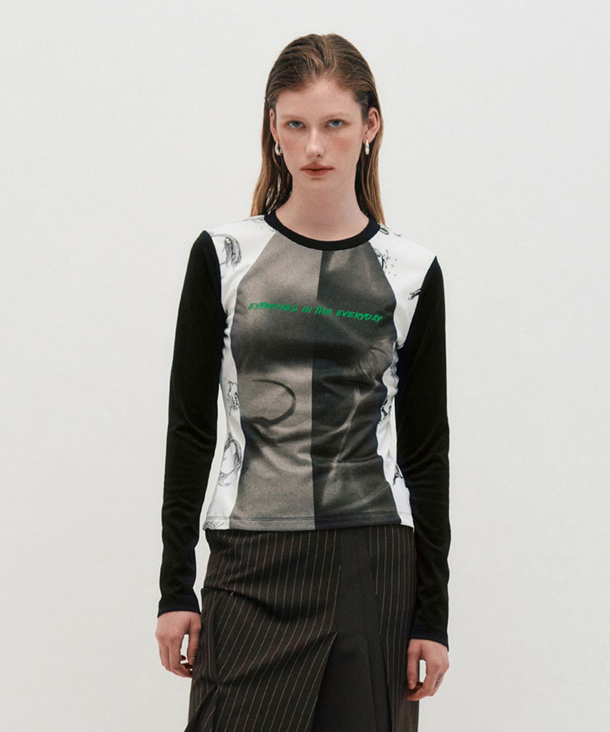 킴지수(KIMZISU) Blocked Graphic LS T-shirt _ BLACK