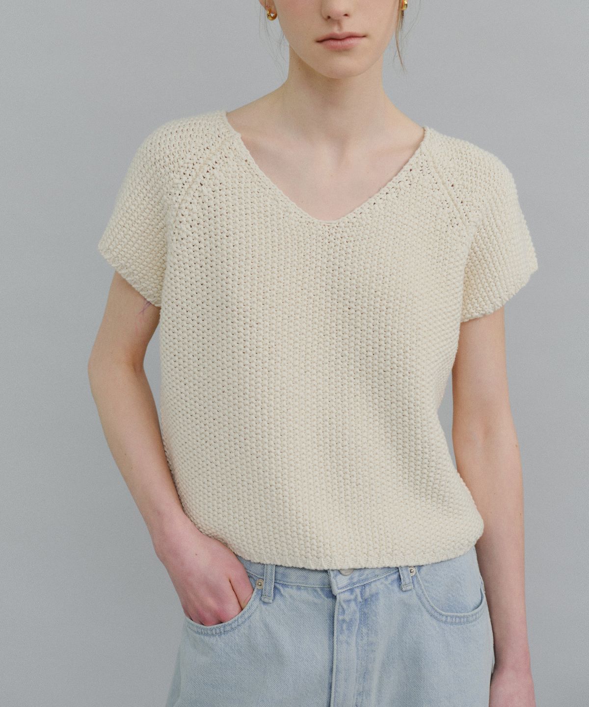 유라고(URAGO) Cap sleeve V-neck knit