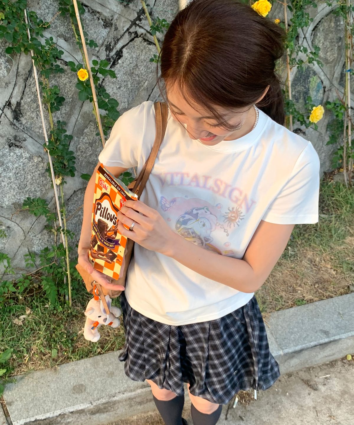 바이탈싸인(VITALSIGN) [LINE] 체크 쉬폰 벌룬 미니 스커트 (Black)