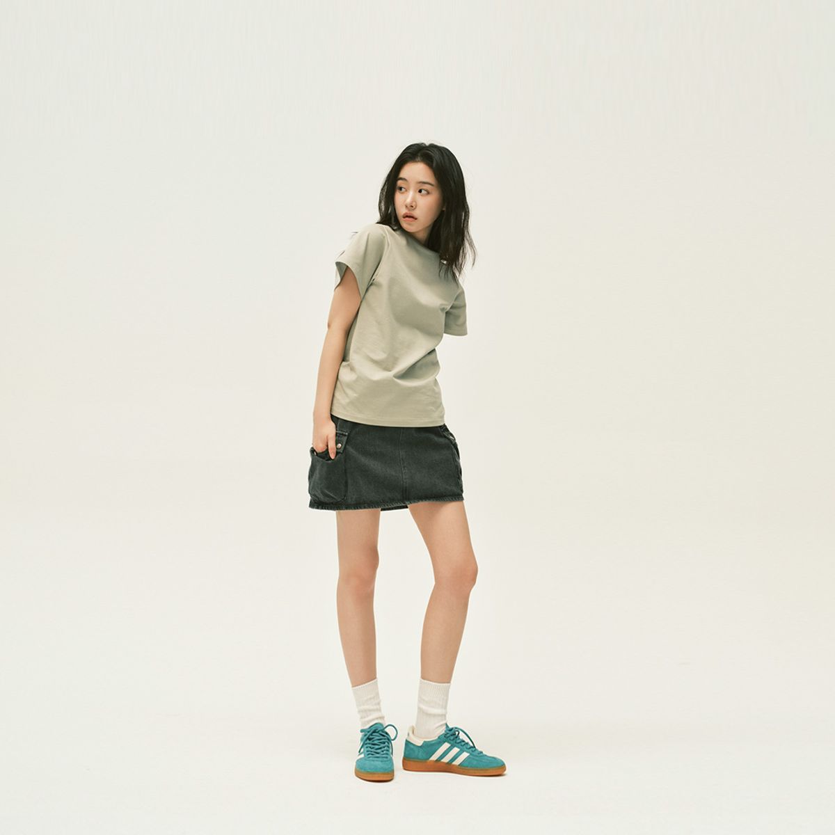 레주(LEJU) 데님 카고 스커트 - 블랙