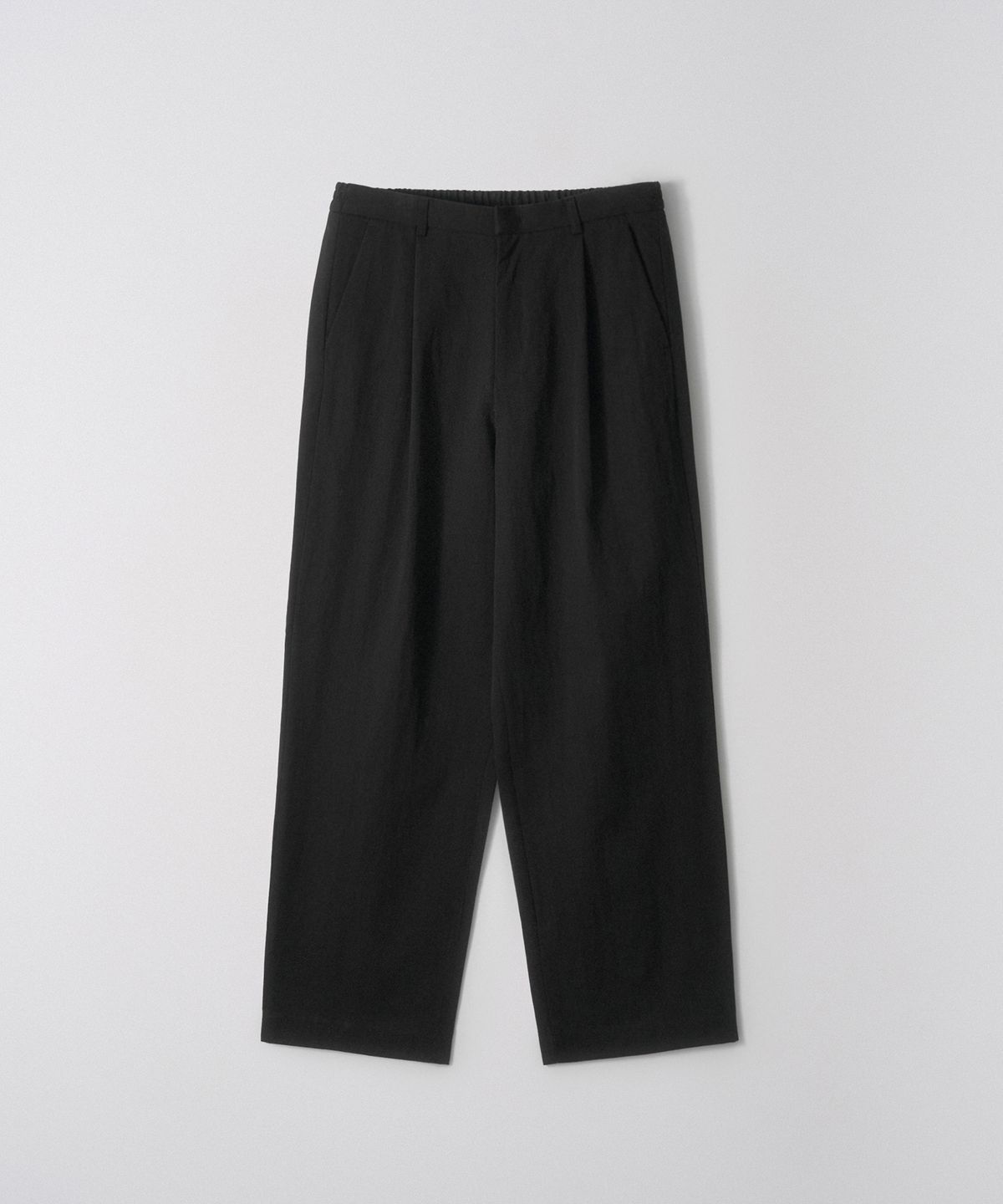 이지오(EZIO) One-Tuck Chino Wide Pants_Black
