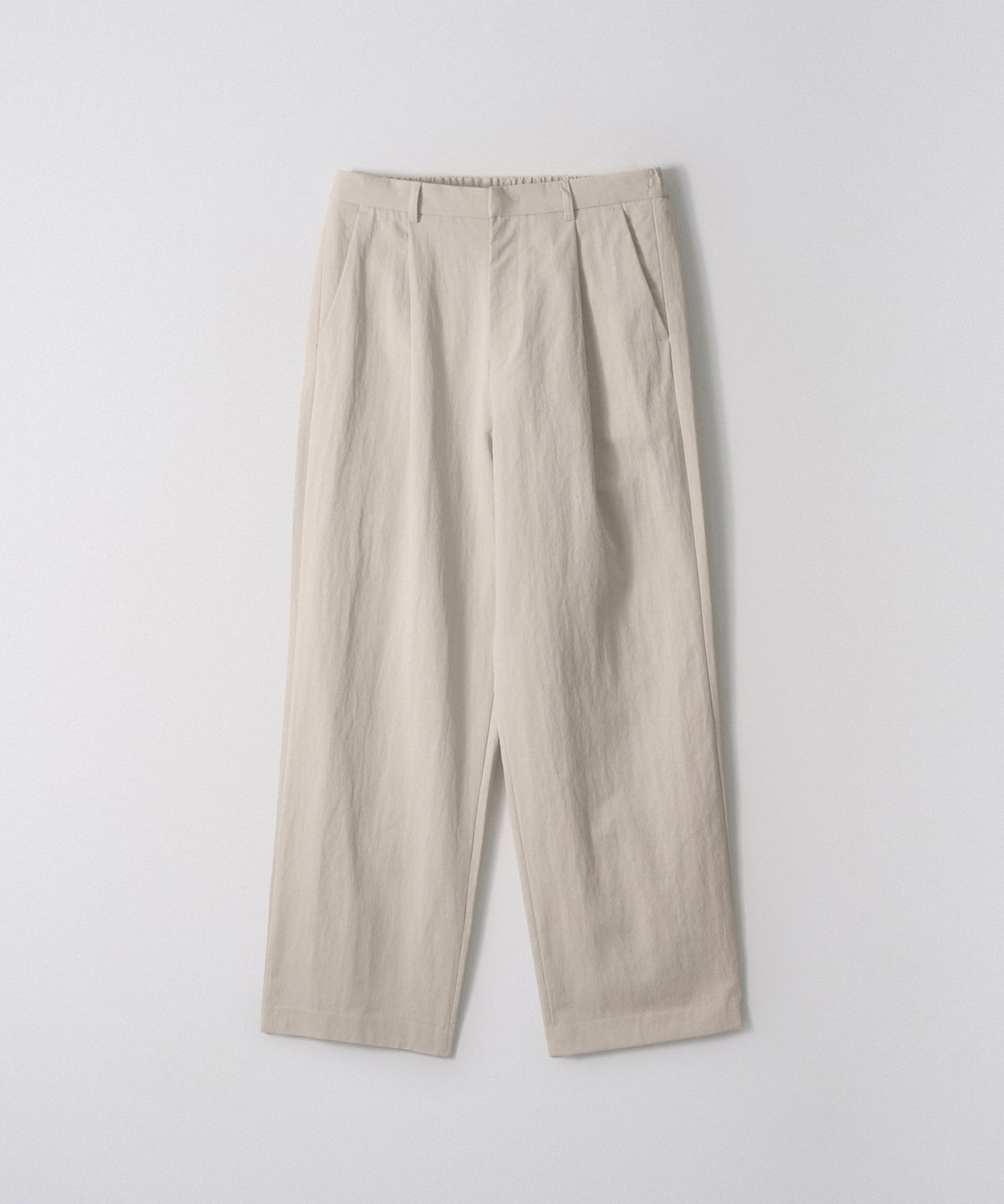 이지오(EZIO) One-Tuck Chino Wide Pants_Beige