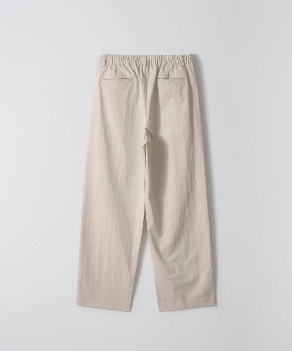 이지오(EZIO) One-Tuck Chino Wide Pants_Beige