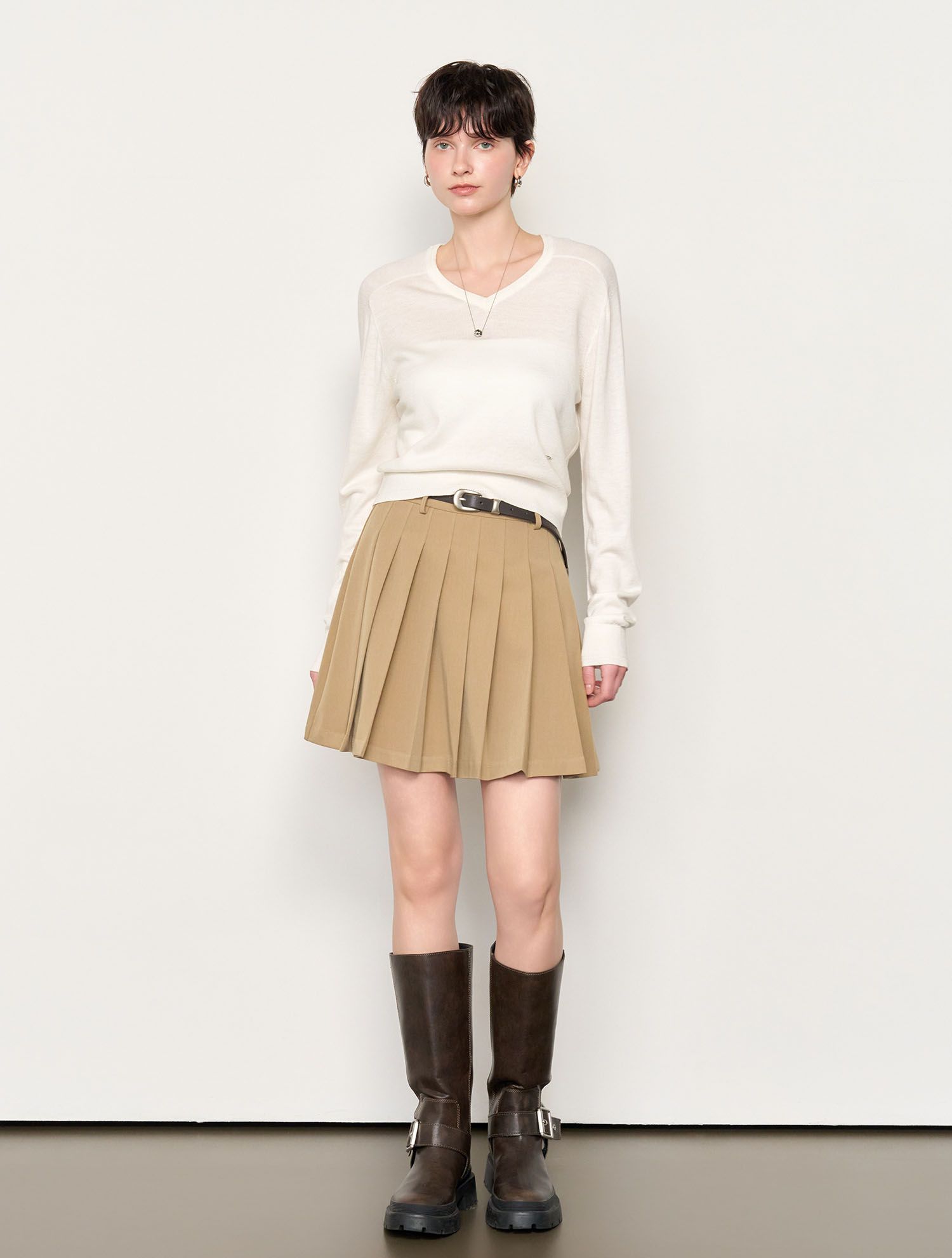 【GENERAL IDEA】Nylon V-Neck Pullover MUSINSA | GENERAL IDEA Signature V-neck Pullover [WHITE