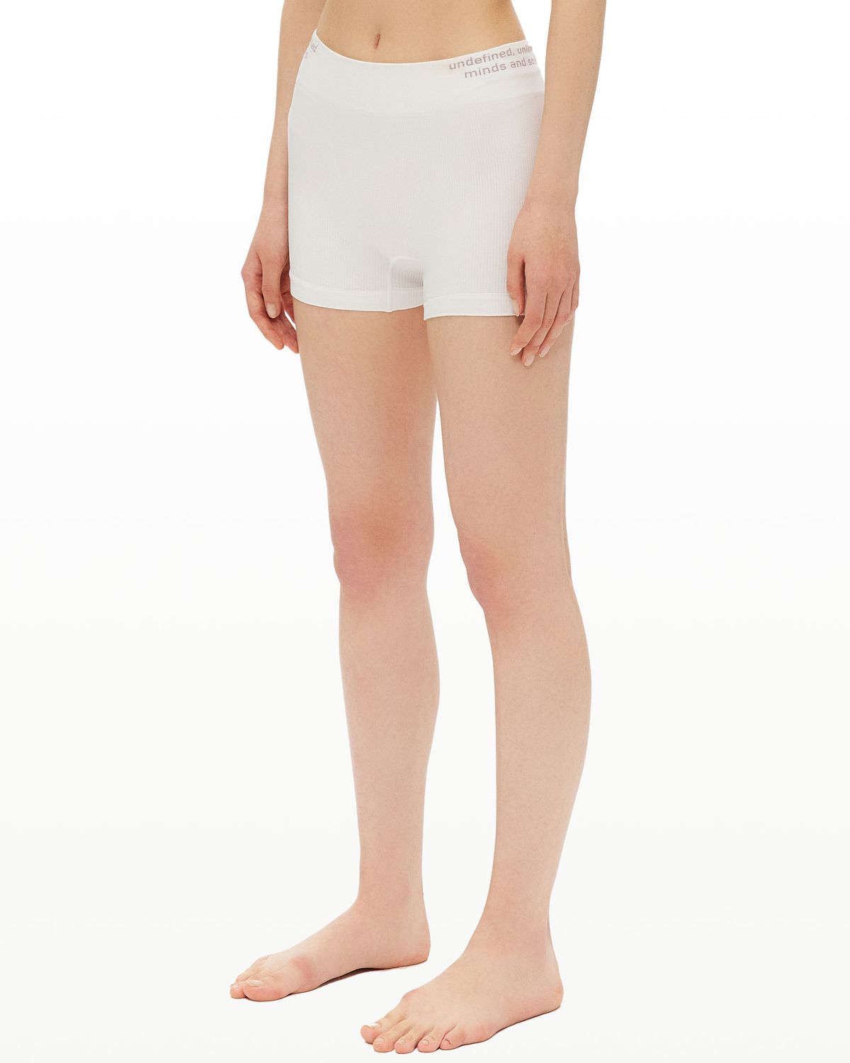 후포(HOOPOE) lettering boy shorts_pure white