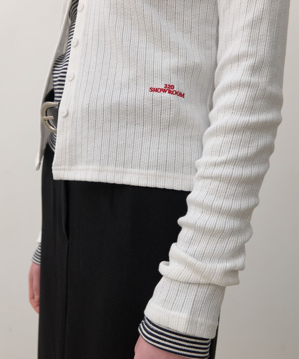 320쇼룸(320SHOWROOM) Mona Eyelet Cardigan Ivory