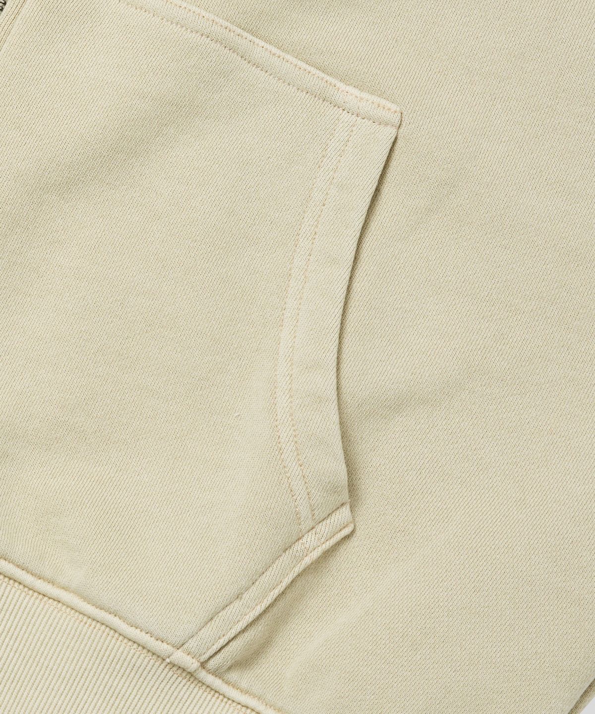 브라운브레스(BROWNBREATH) PIGMENT TAG HOOD VEST - BEIGE