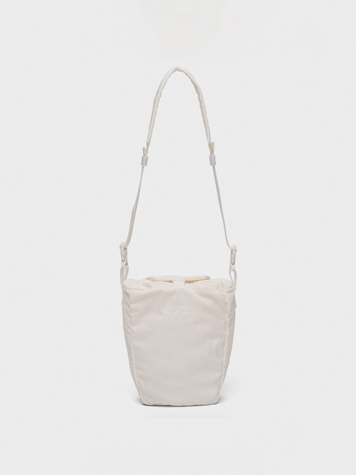 샐볼(SALBOL) 320 LIGHT STRING CROSS BAG [IVORY]