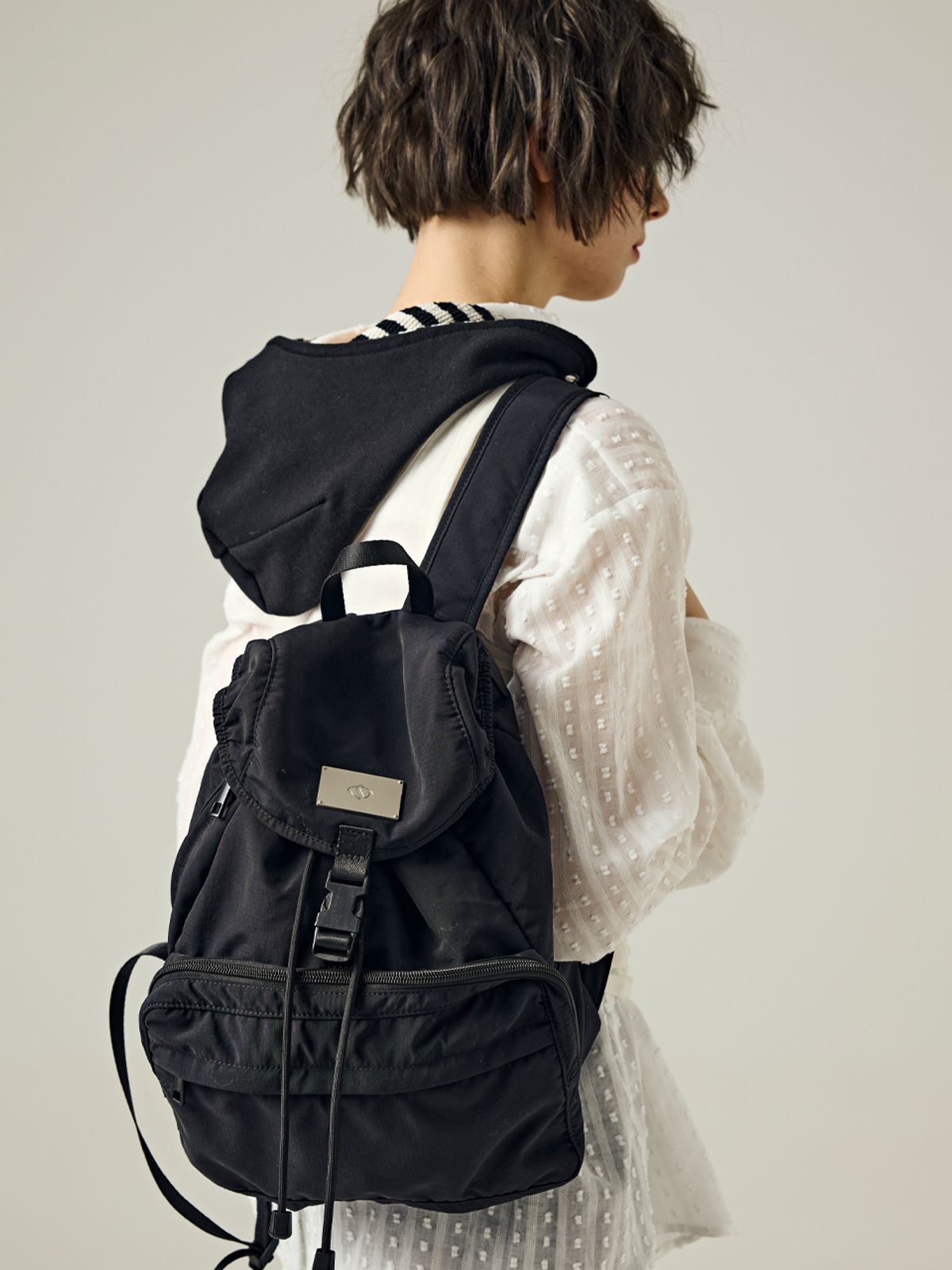 샐볼(SALBOL) CLOUD SMALL BACKPACK [BLACK]
