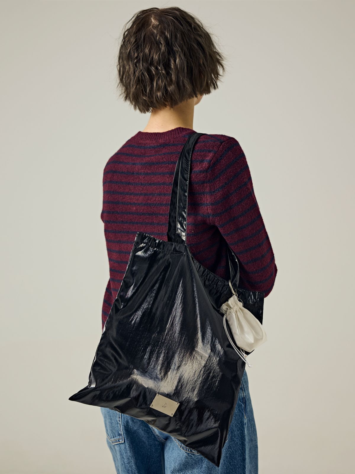 샐볼(SALBOL) SYMBOL GLOSSY ECO BAG [BLACK]