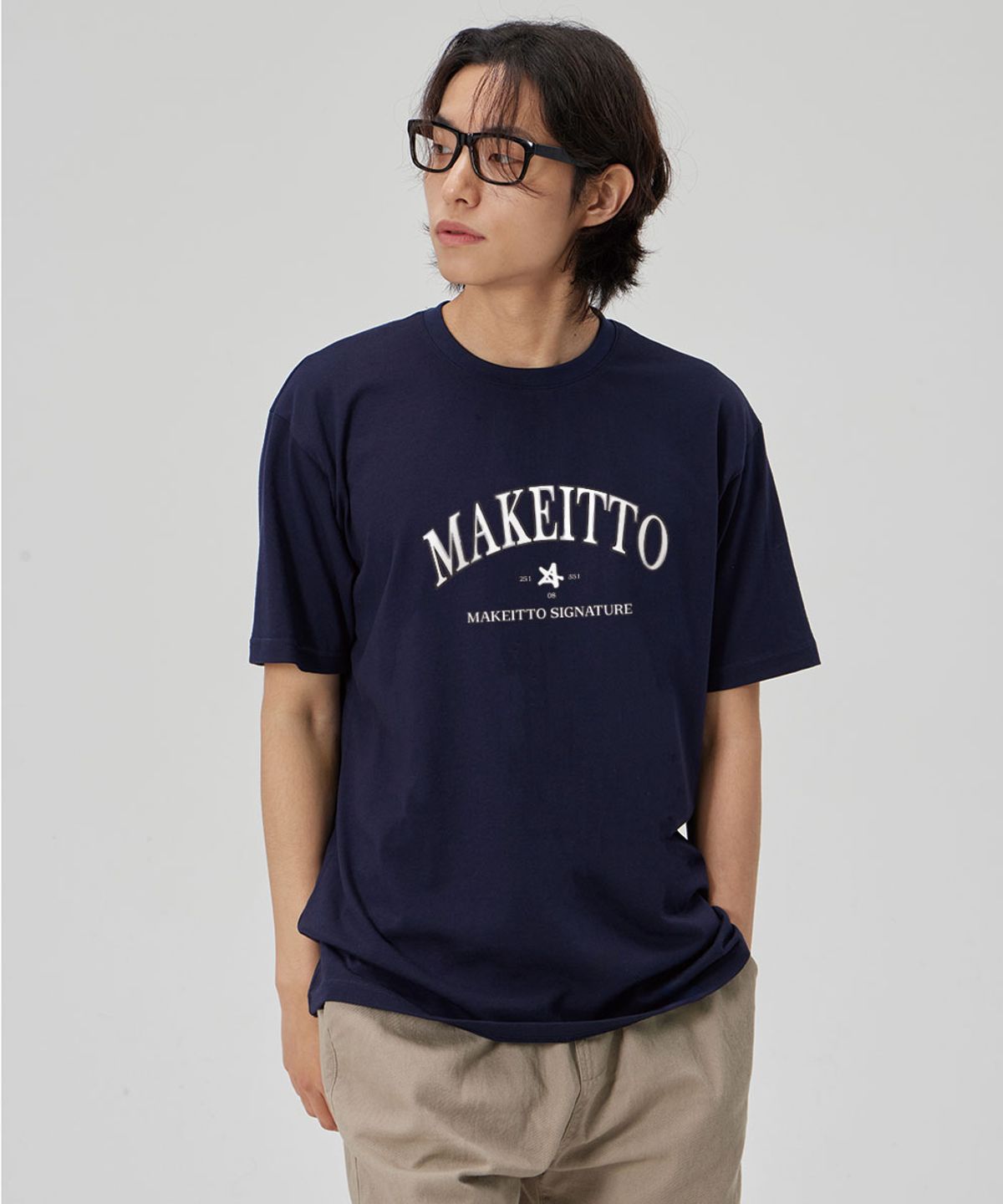 메이킷투(MAKEITTO) [PAINTING LETTERING]CREW NECK TEE_NAVY