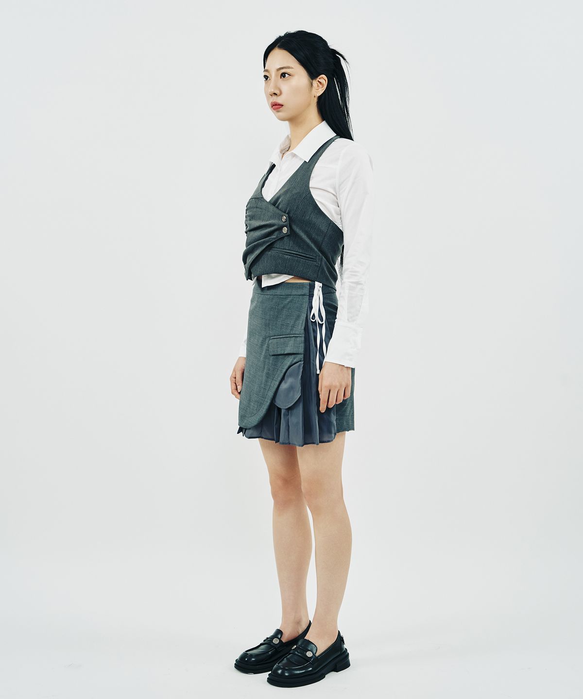 페노메논시퍼(PHENOMENON SEEPER) LINING PLEATS SKIRT