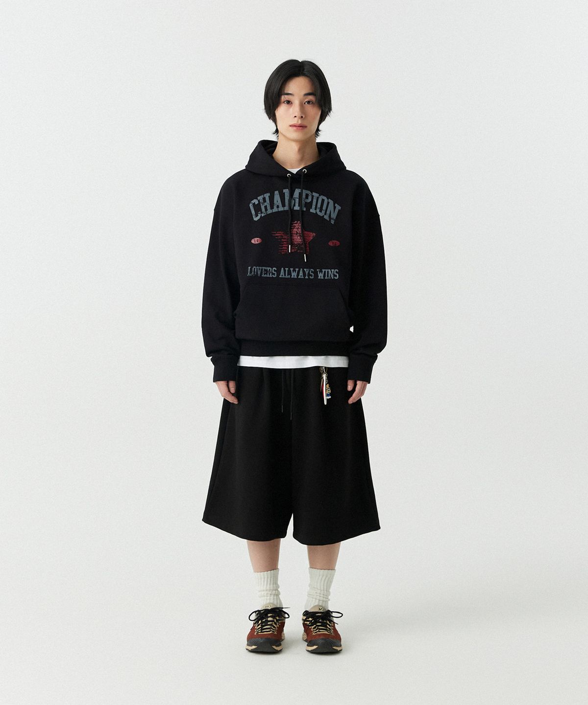 스탠즈(STENDS) [M~4XL] 챔피온 러버스 후드티_블랙
