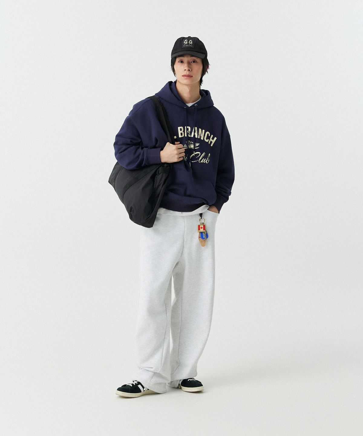 스탠즈(STENDS) [M~4XL] 보트 클럽 후드티_네이비