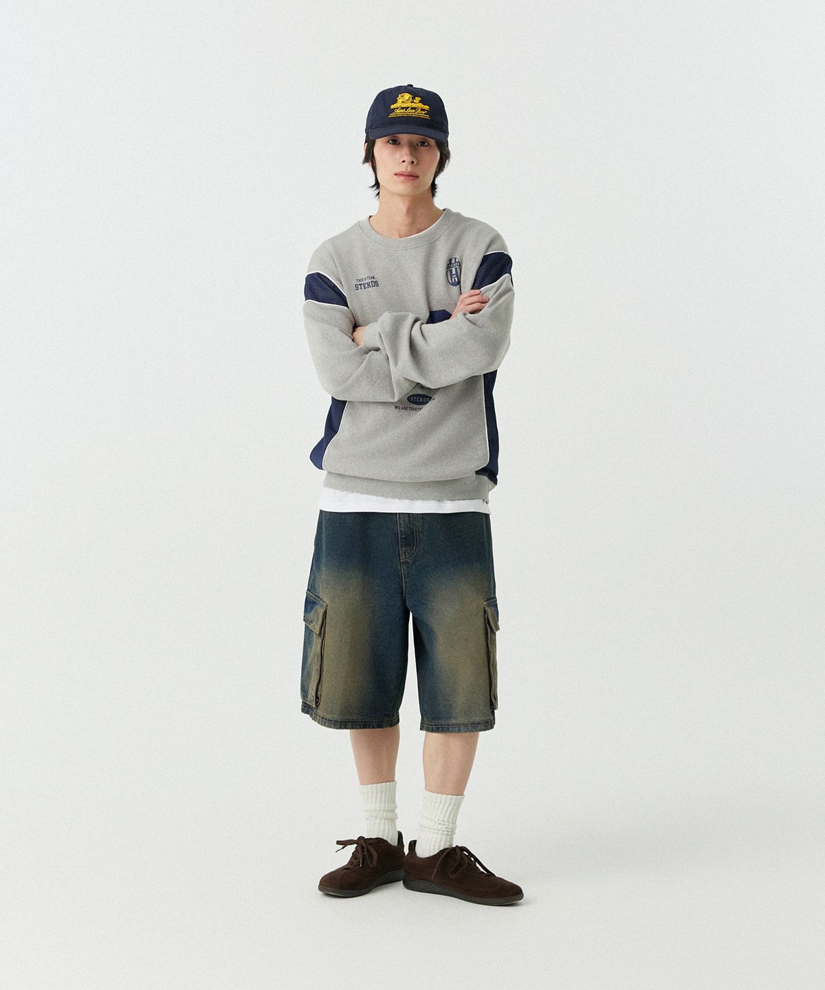 스탠즈(STENDS) [M~4XL] 블록 코어 메시 풋볼 맨투맨_멜란지 그레이